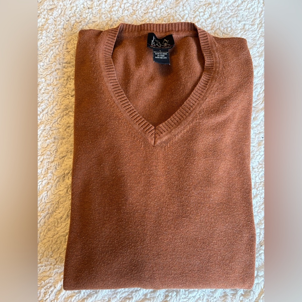 JOS A BANK SIGNATURE COLLECTION V-NECK MENS LONG SLEEVE BROWN SWEATER SIZE LARGE